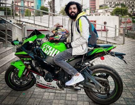 Anurag Dobhal Net Worth: करोड़ों की सम्पति के मालिक हैं 'The UK07 Rider'