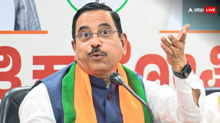 ‘तेलंगाना को बीते 12 साल में मिले 12 लाख करोड़, लेकिन…’, हैदराबाद में बोले केंद्रीय मंत्री प्रह्लाद जोशी