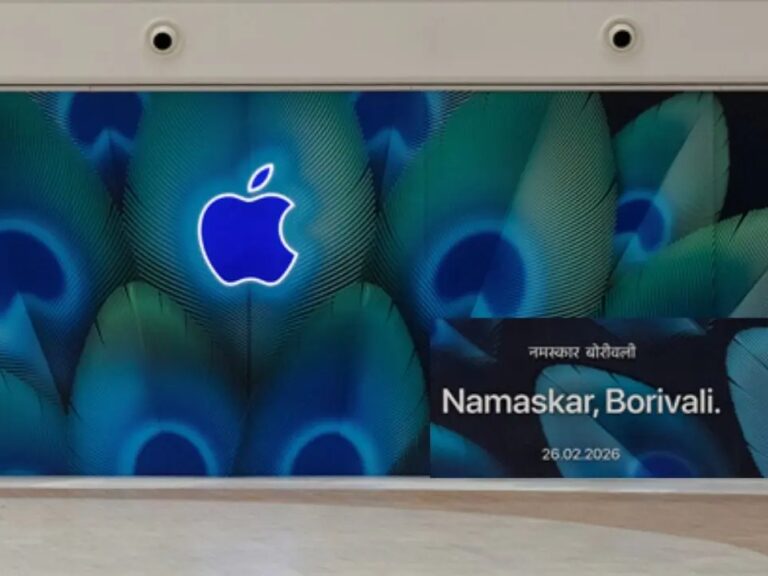 Apple 6th India Store Inauguration Feb 26 Mumbai